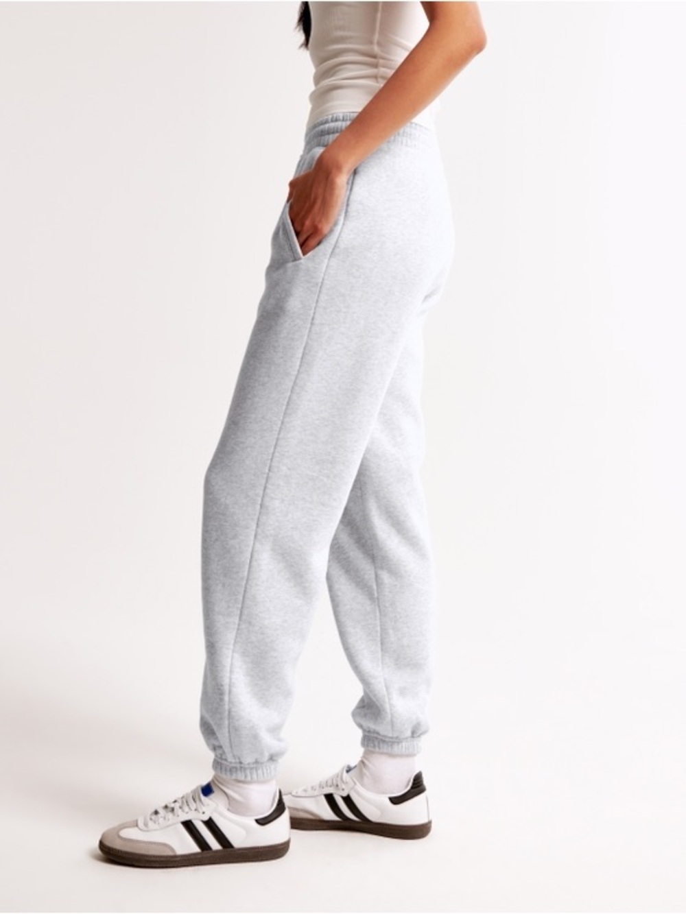 Abercrombie & Fitch Sunday Sweatpant Fleece Joggers Light Grey - Picture 3 of 11